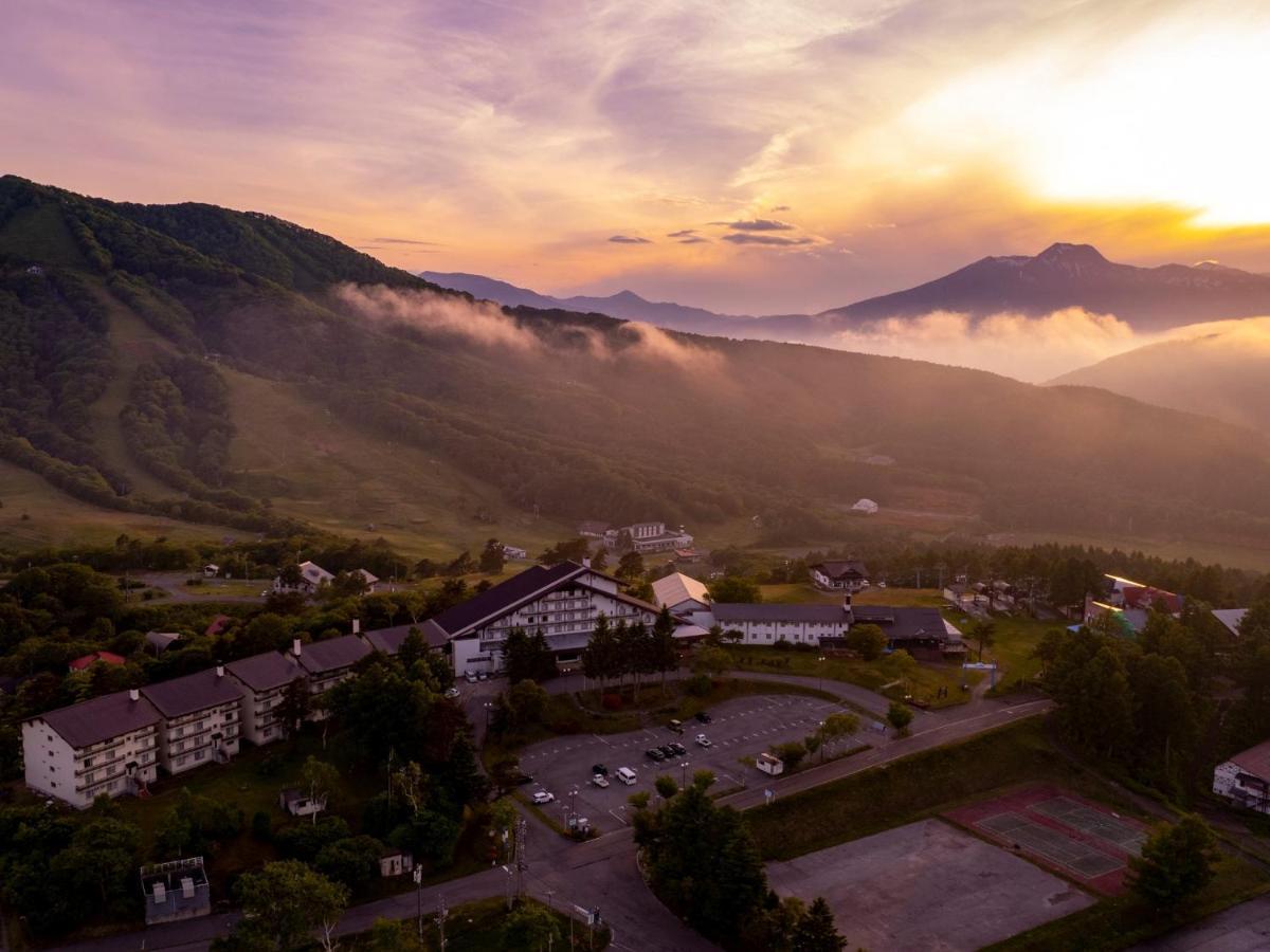 Madarao Kogen Hotel Iiyama Экстерьер фото