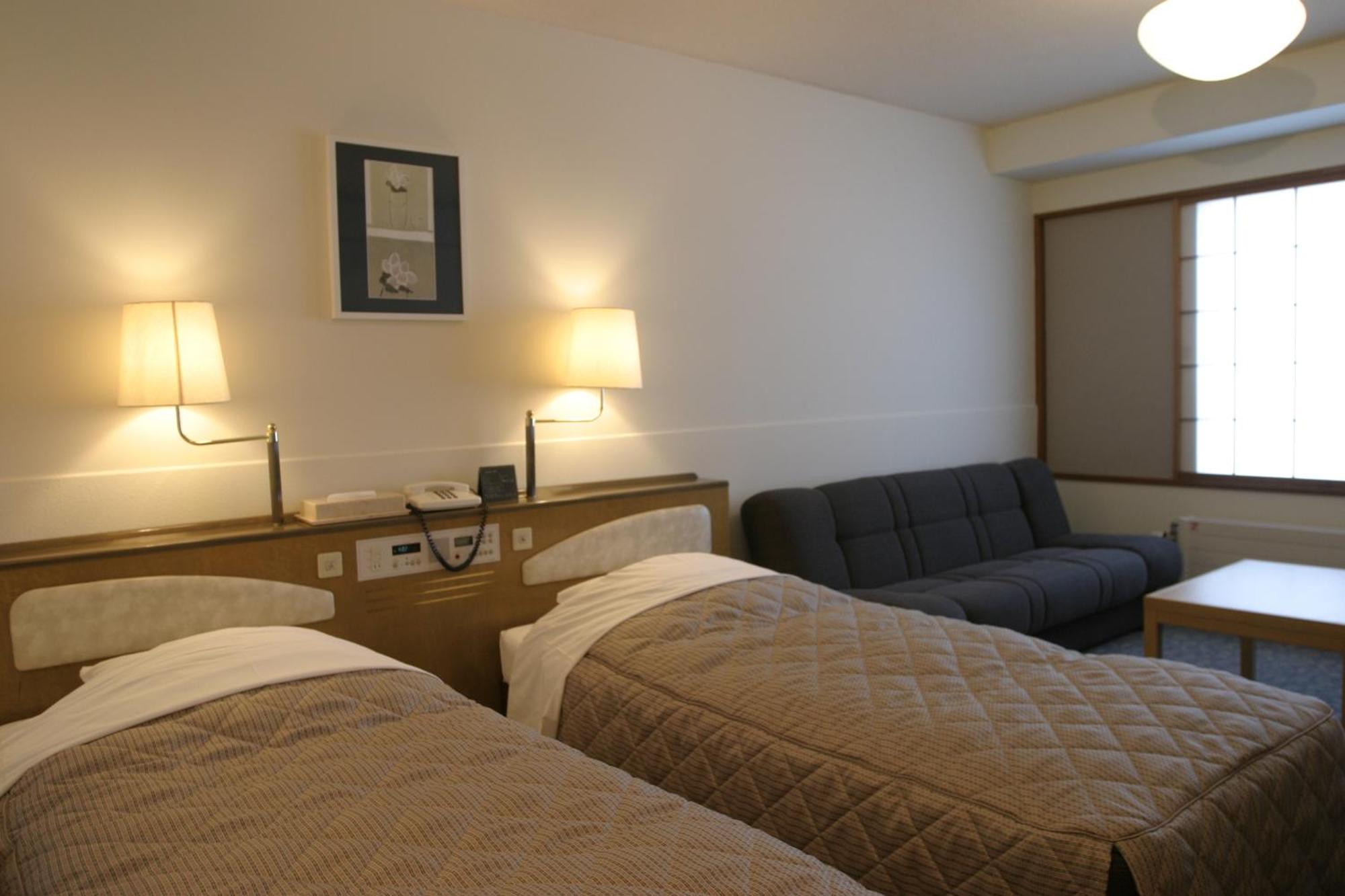 Madarao Kogen Hotel Iiyama Экстерьер фото